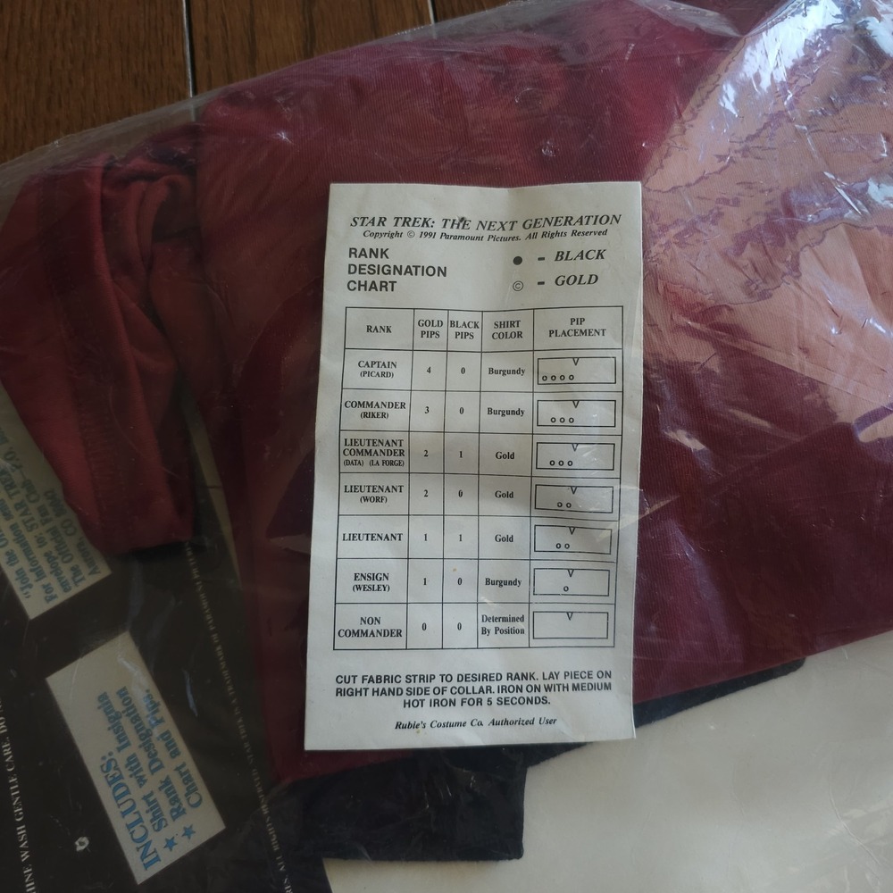 VTG Star Trek TNG Captain Picard Red Costume Shirt XL Rubies 15202 NIP 1993 - Picture 6 of 6